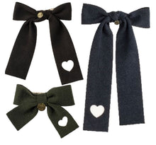 Load image into Gallery viewer, Cherie Felt Heart Cut Out Bow Clip-CP 6750/25