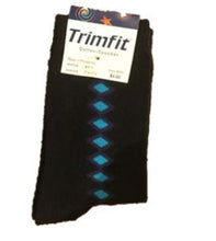 Load image into Gallery viewer, Trim Fit Diamonds From Top To Bottom Boys Sock - COZY HOSE